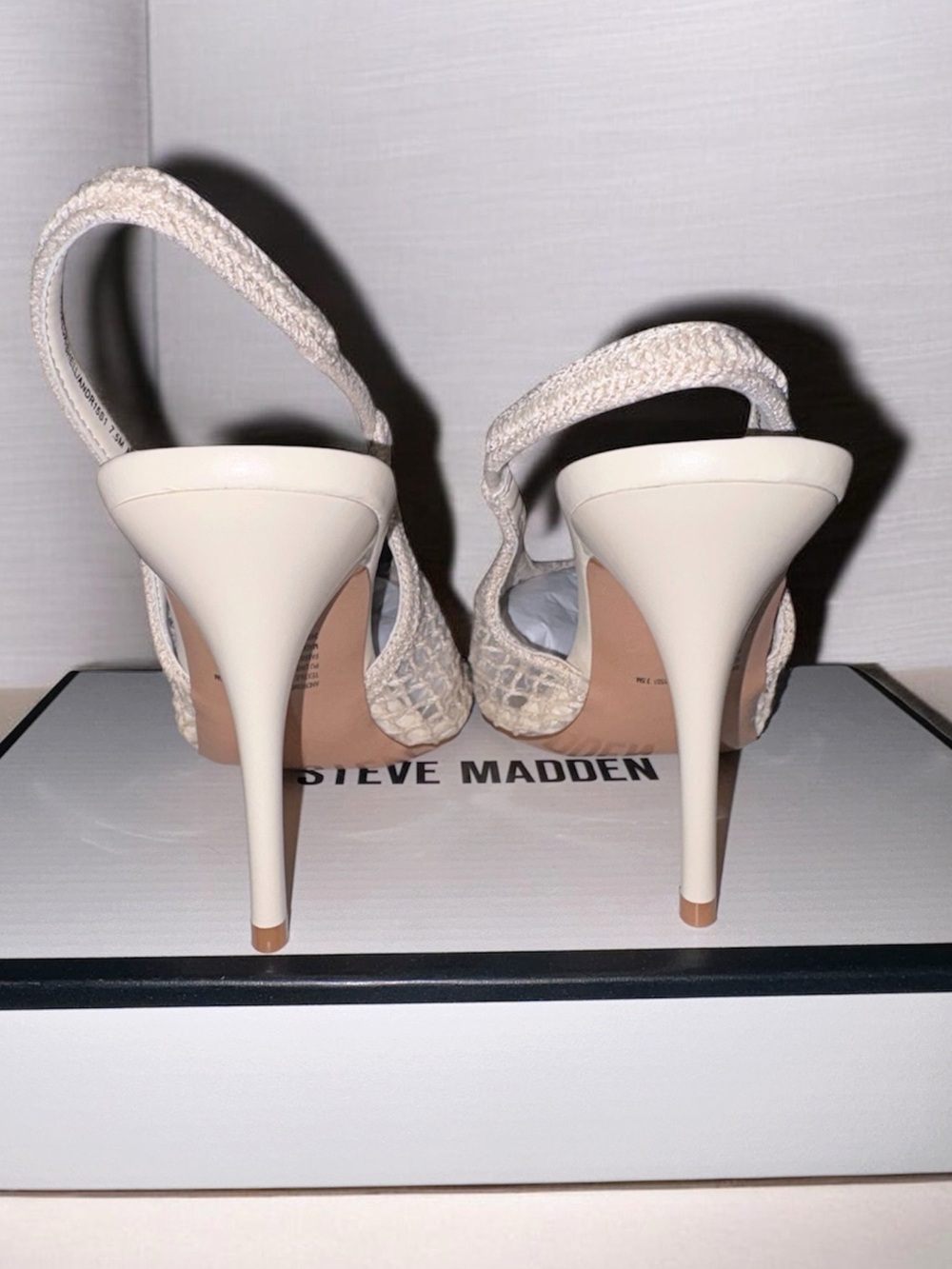 Pointed Toe Heels - 7.5 - Picture 6 of 7